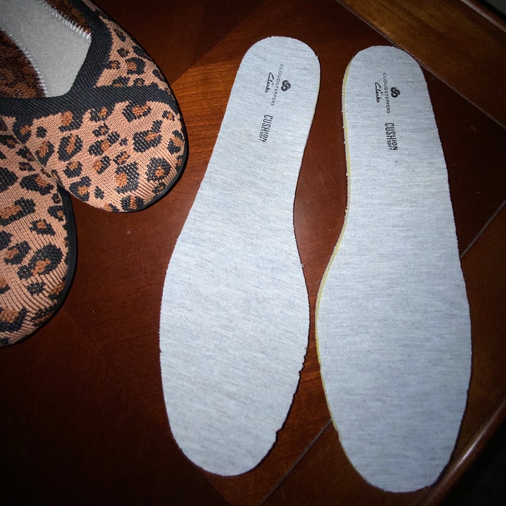 CLARKS LEOPARD PRINT KNIT BALLET FLAT 8W. CLOUDSTEPPER - Picture 8 of 10